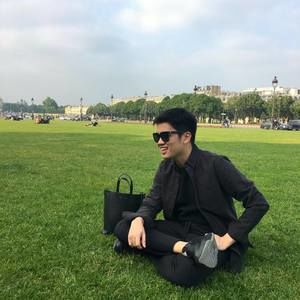 Meet your Posher, Carlos